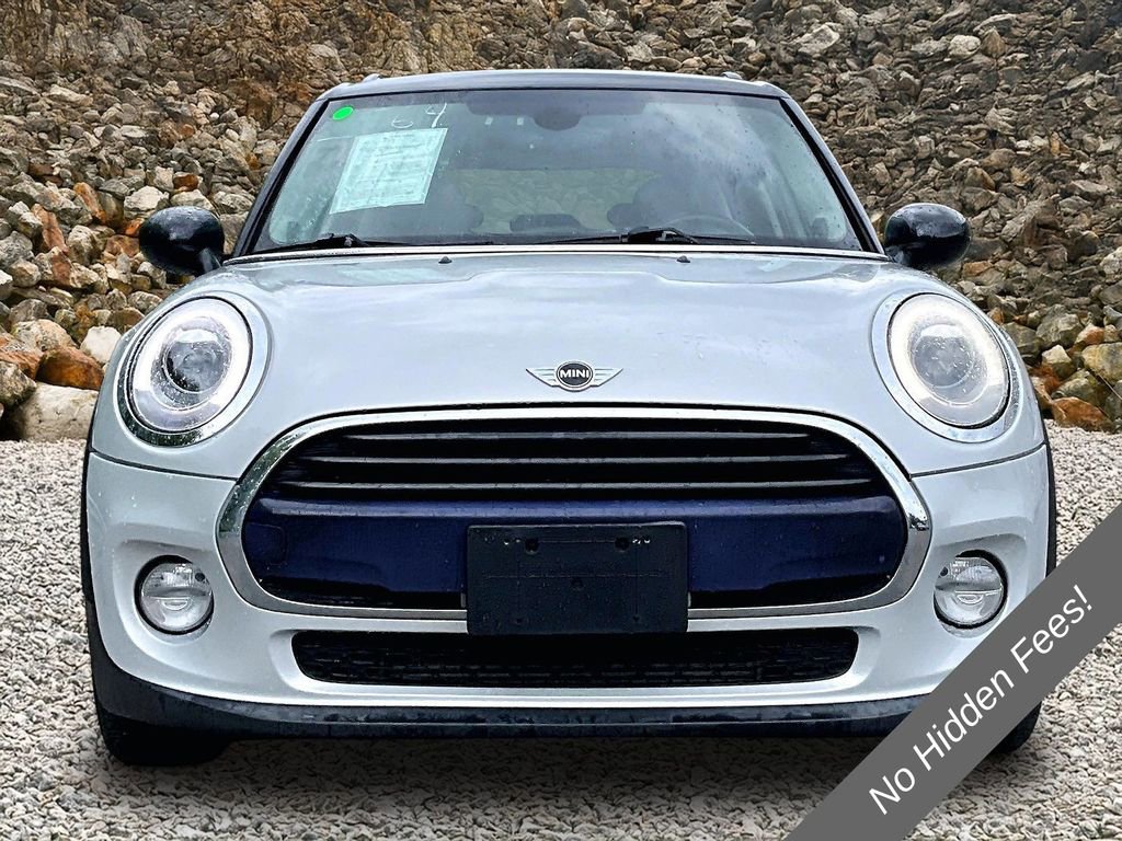 Used 2016 MINI Cooper 4-Door Hardtop w/ Premium Package FWD image 3
