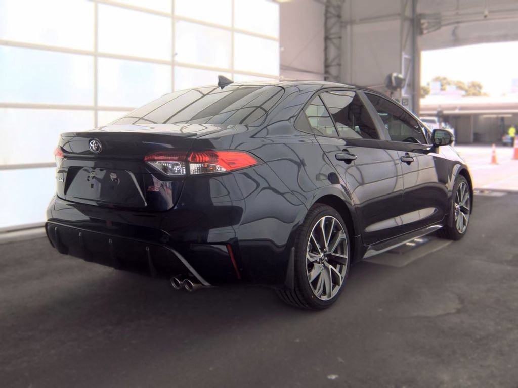 Used 2025 Toyota Corolla SE FWD image 7