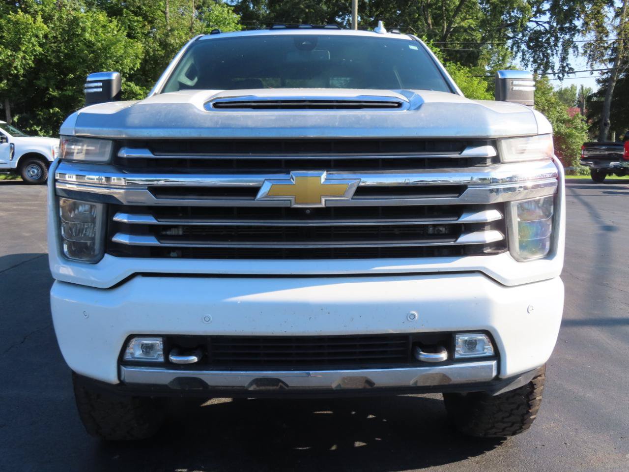 Used 2022 Chevrolet Silverado 3500 High Country w/ Safety Package II AWD/4WD image 9