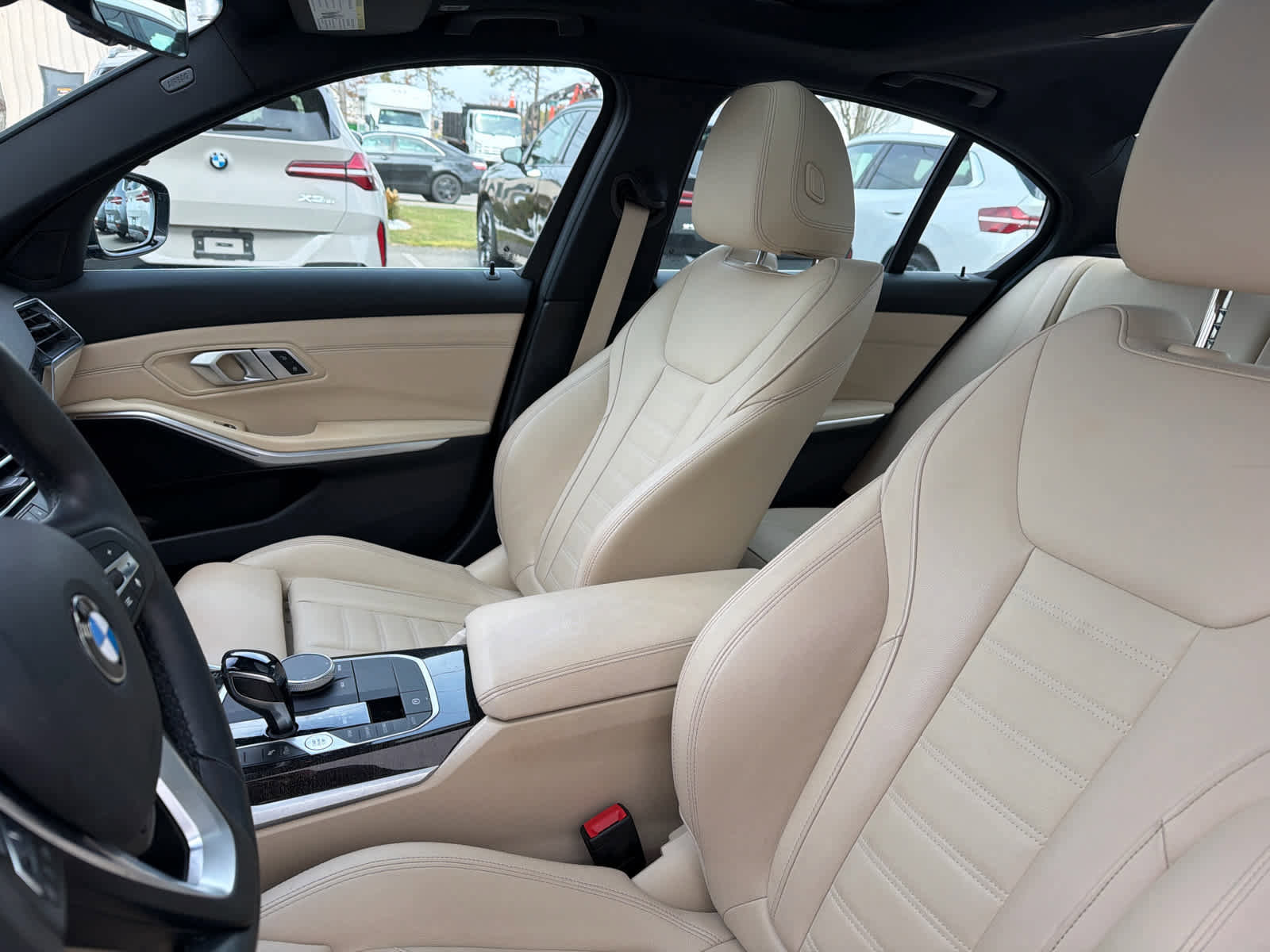 Used 2021 BMW 330i xDrive Sedan w/ Convenience Package image 13