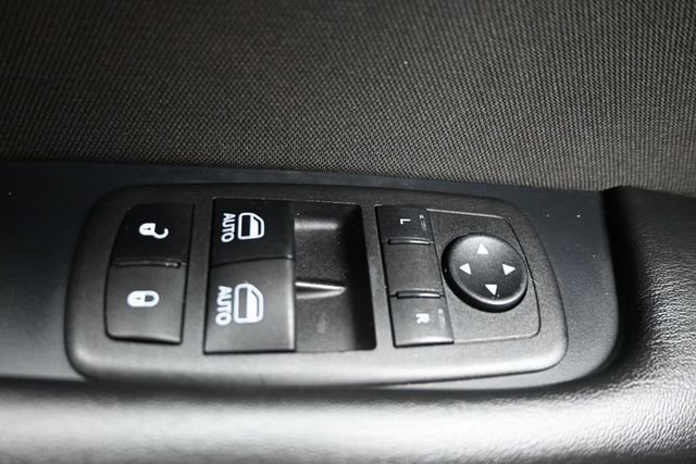 Used 2023 Dodge Challenger SXT RWD image 25