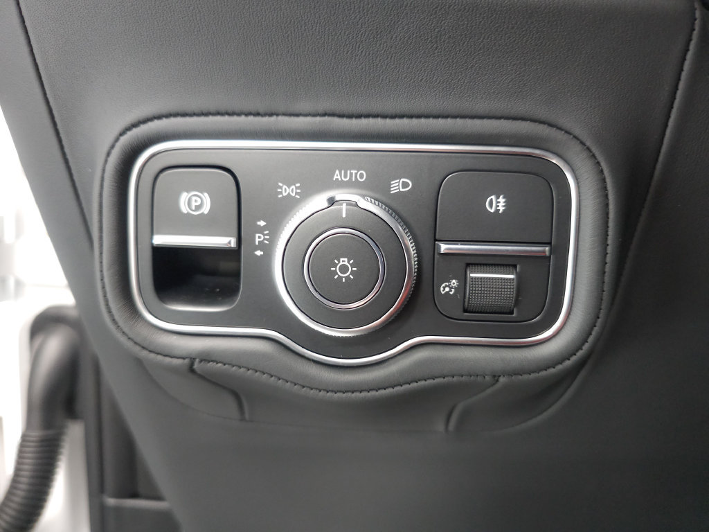 Used 2025 Mercedes-Benz G 63 AMG 4MATIC image 10