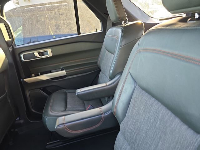 Used 2022 Ford Explorer Timberline image 11