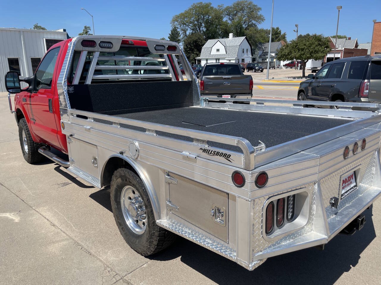 Used 2002 Ford F350 4x4 Regular Cab Super Duty image 3