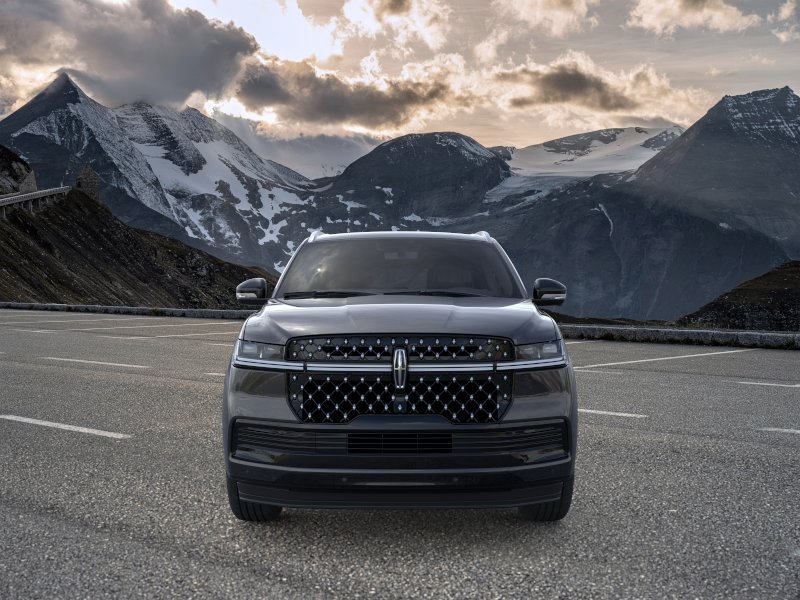 New 2026 Lincoln Navigator Black Label AWD/4WD image 6