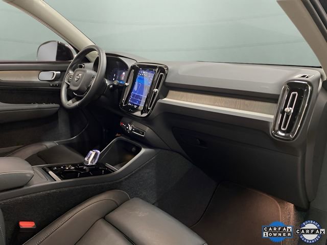 Used 2025 Volvo XC40 B5 Plus image 71
