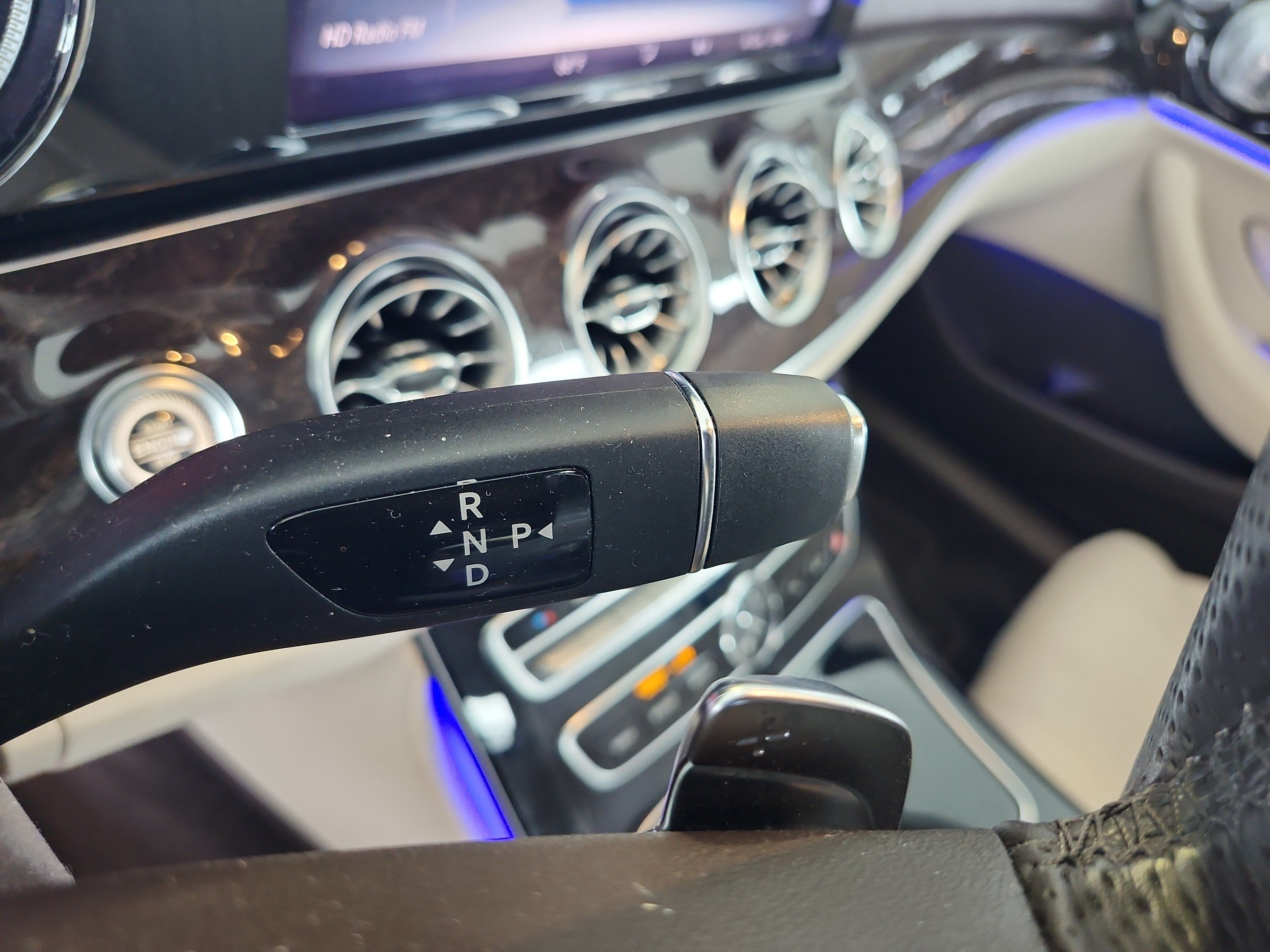 Used 2018 Mercedes-Benz E 400 4MATIC Cabriolet image 25