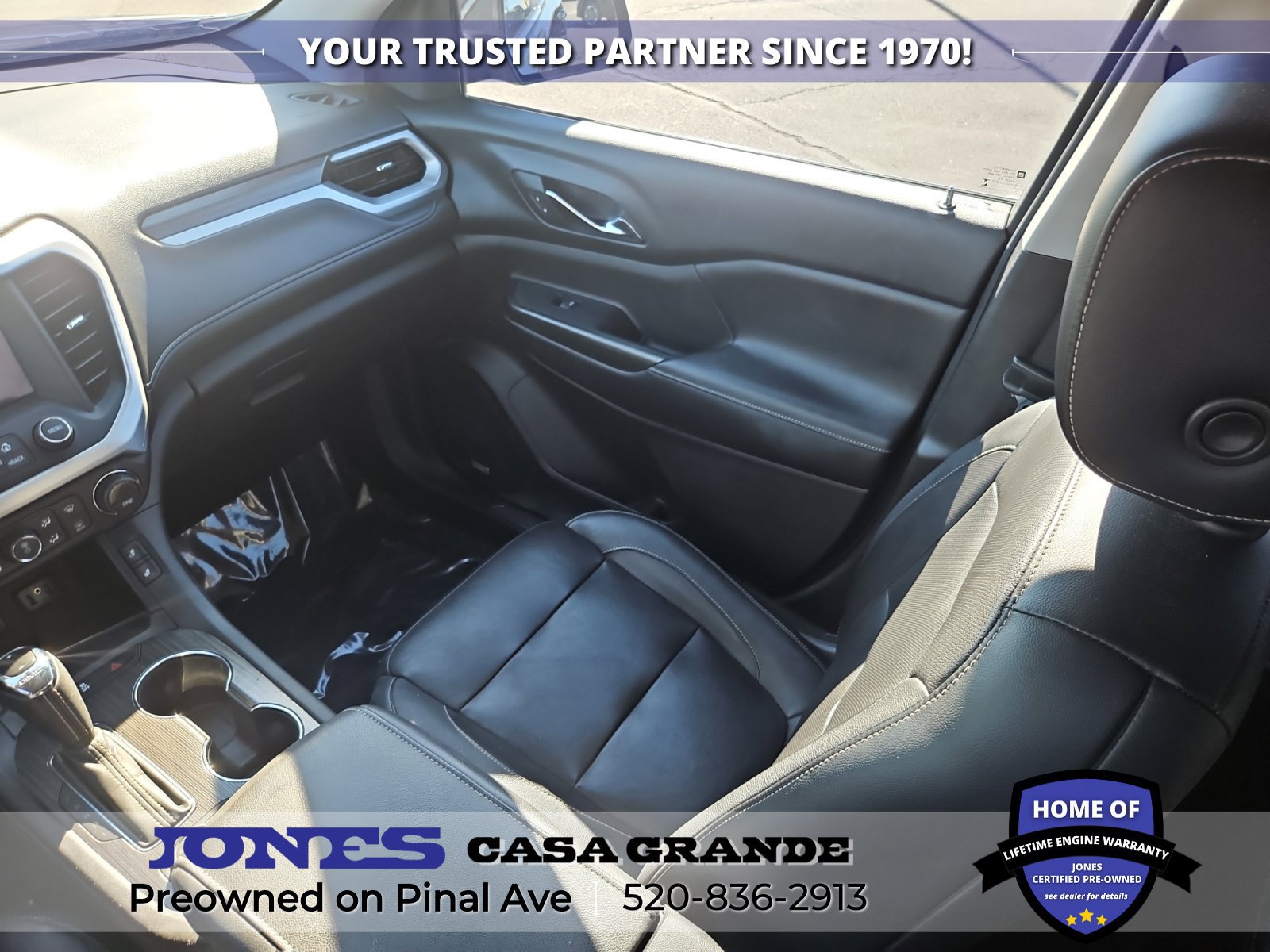 Used 2017 GMC Acadia SLT FWD image 11