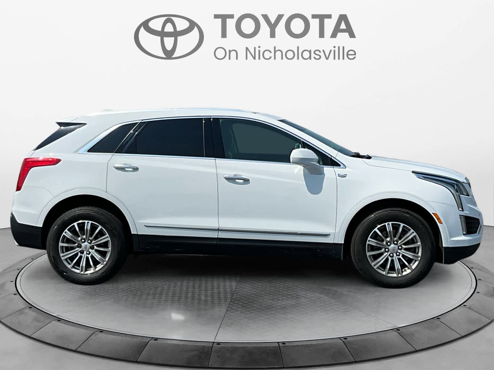 Used 2017 Cadillac XT5 Luxury image 7