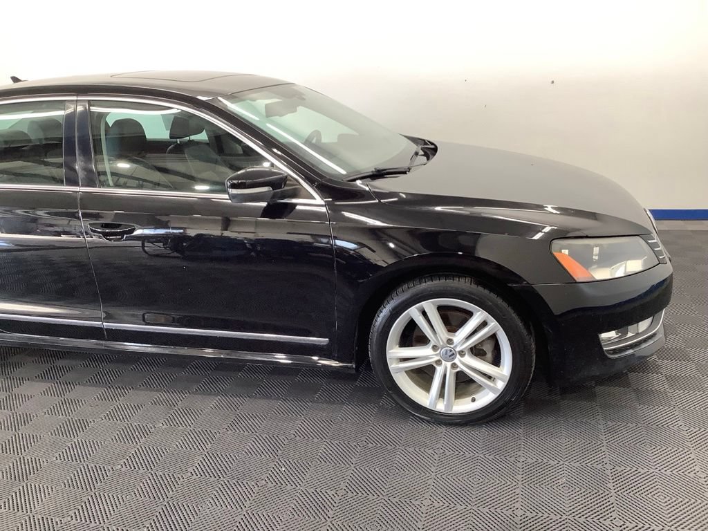 Used 2013 Volkswagen Passat TDI SEL Premium FWD image 24