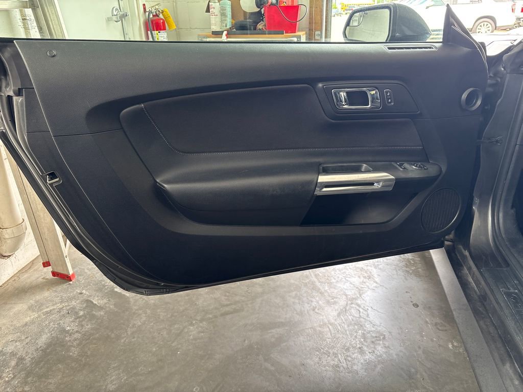 Used 2016 Ford Mustang Coupe w/ Equipment Group 051A RWD image 16