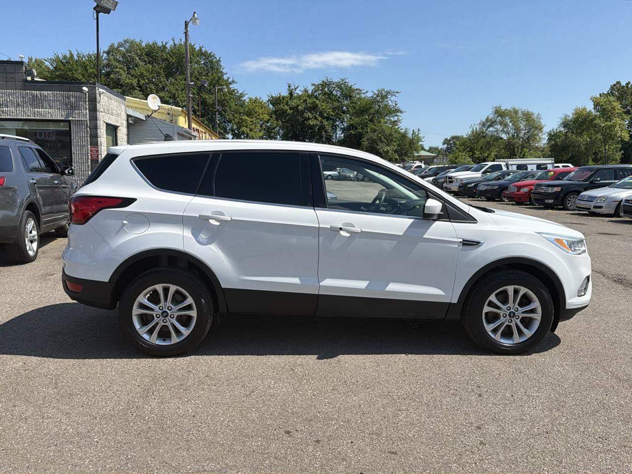 Used 2019 Ford Escape SE AWD/4WD image 11