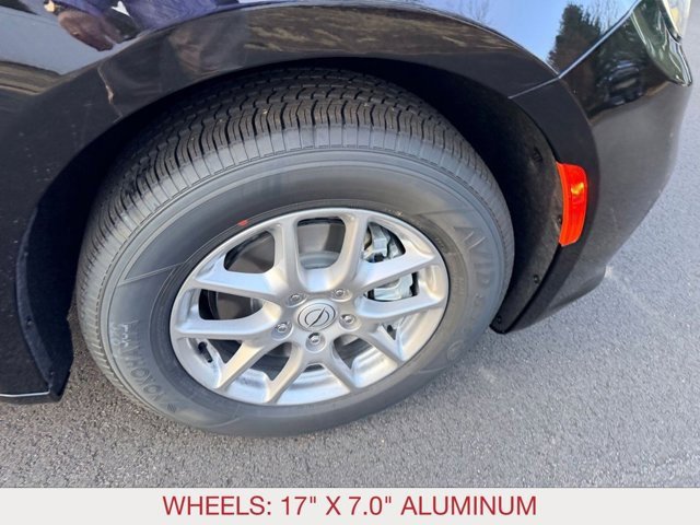 New 2026 Chrysler Pacifica Select image 8