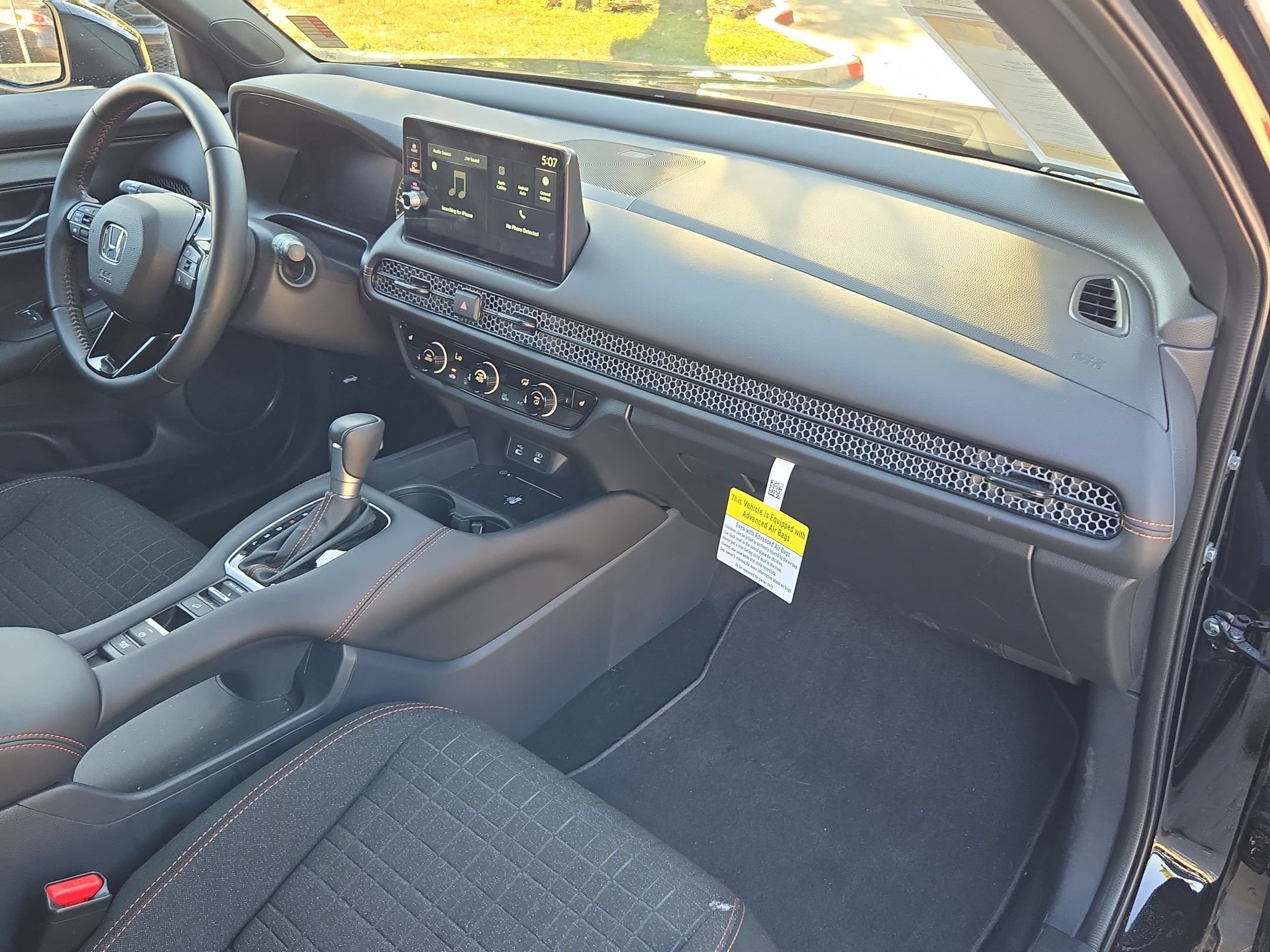 Used 2027 Honda HR-V Sport image 28