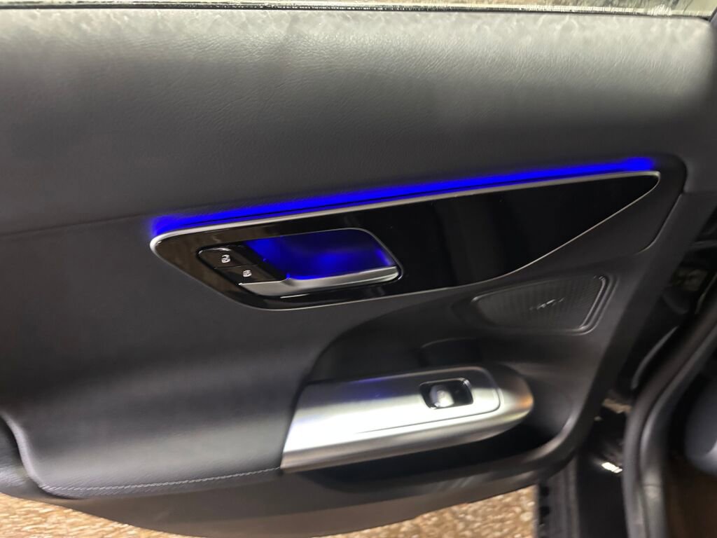 New 2026 Mercedes-Benz GLC 300 4MATIC image 11