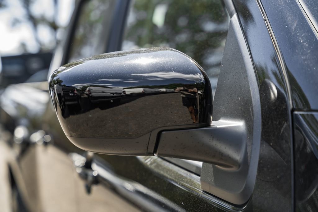 Used 2024 Nissan Frontier SV w/ Technology Package image 11