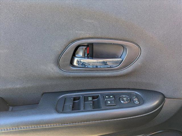 Used 2021 Honda HR-V Sport image 15