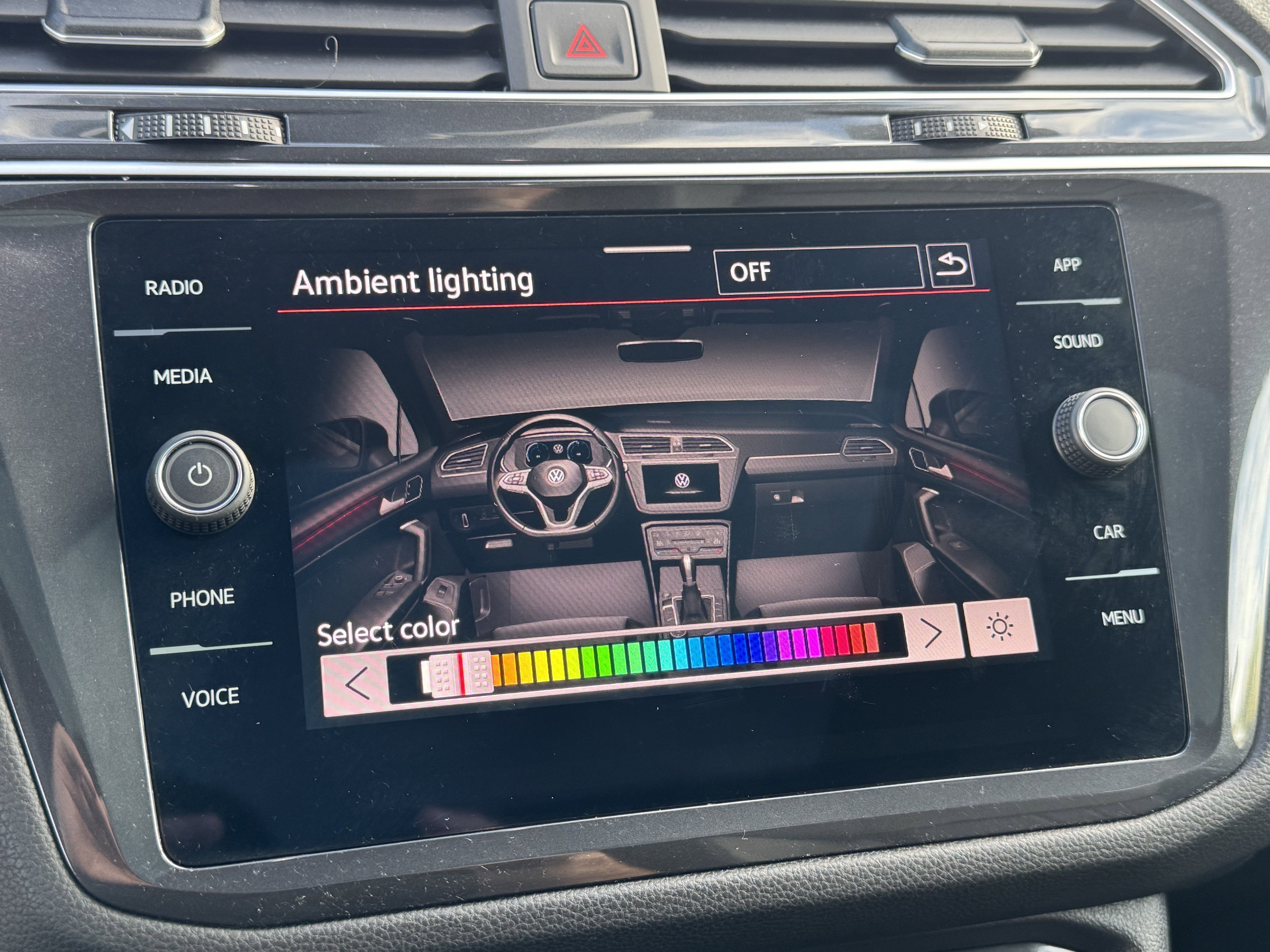 Certified 2024 Volkswagen Tiguan SE R-Line image 27