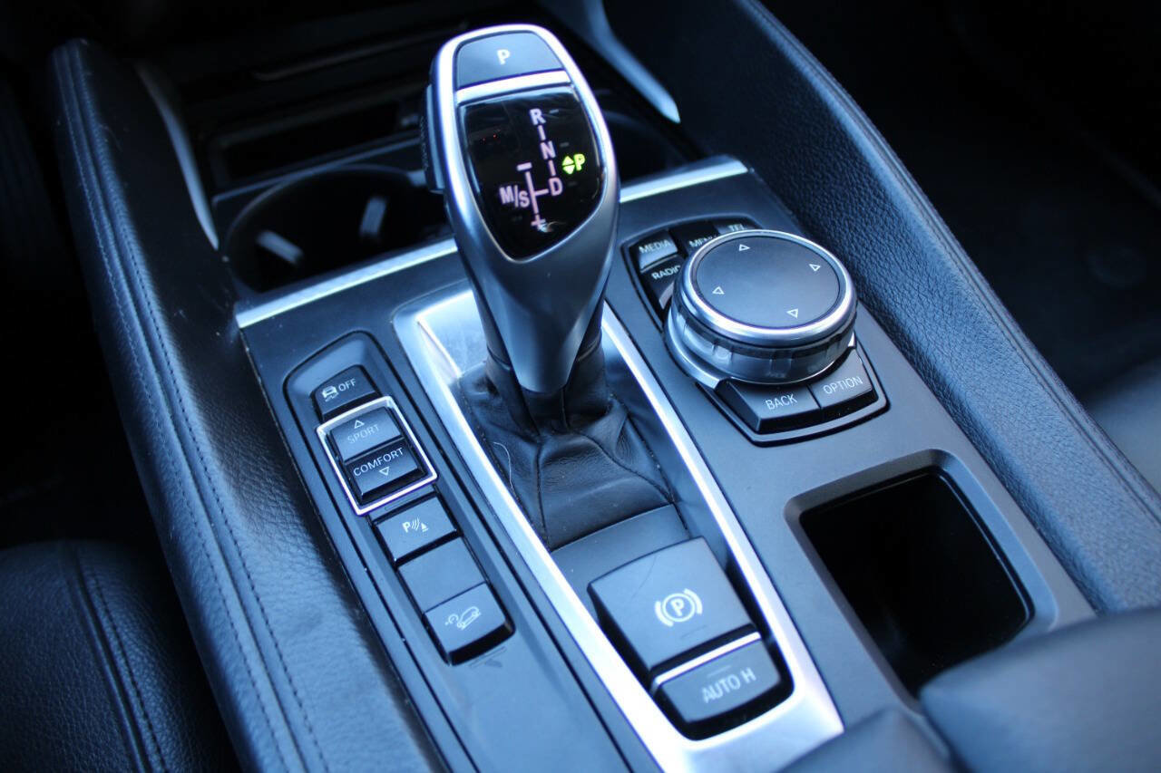 Used 2015 BMW X6 xDrive35i image 18