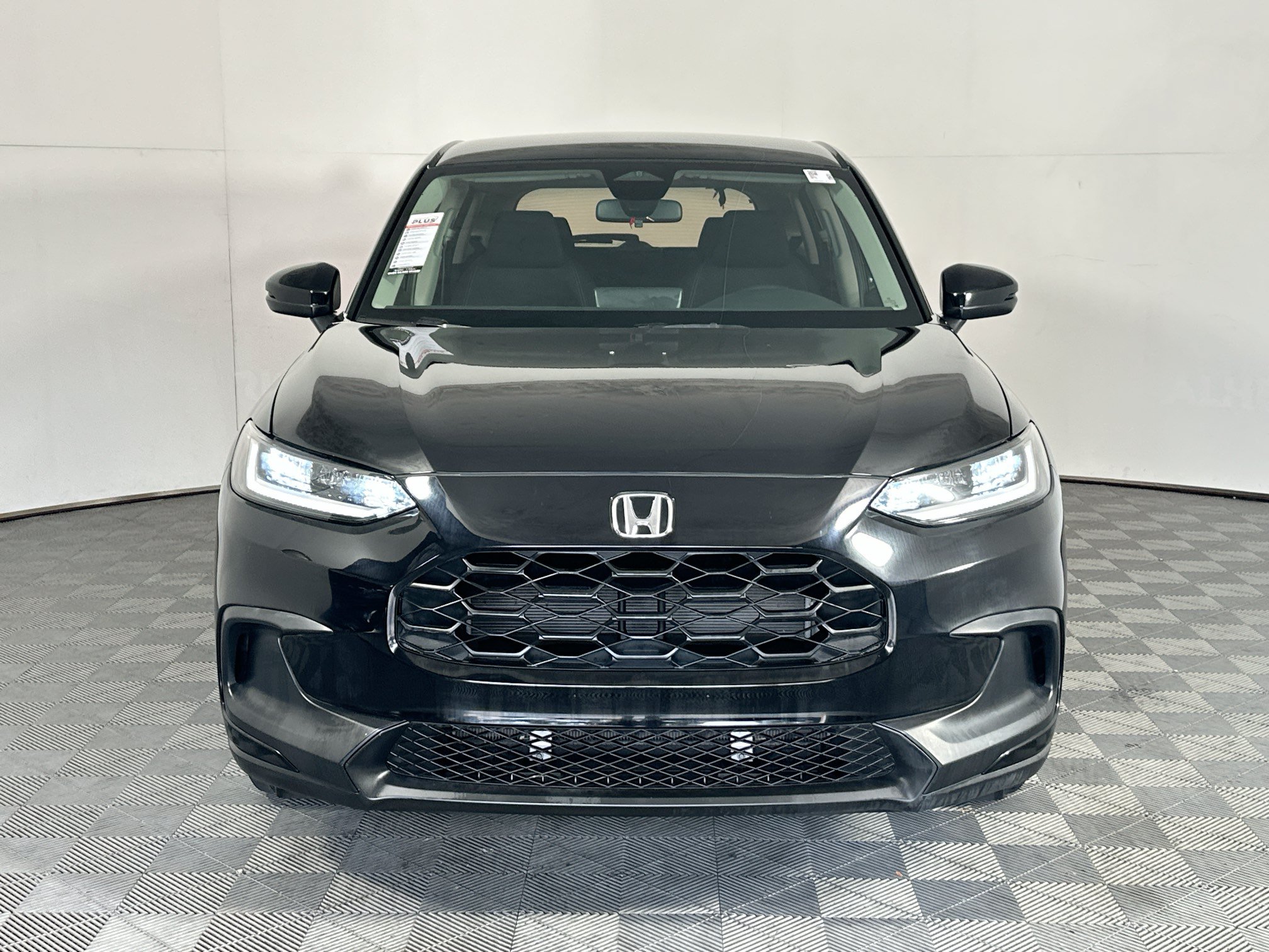 Used 2024 Honda HR-V LX image 8