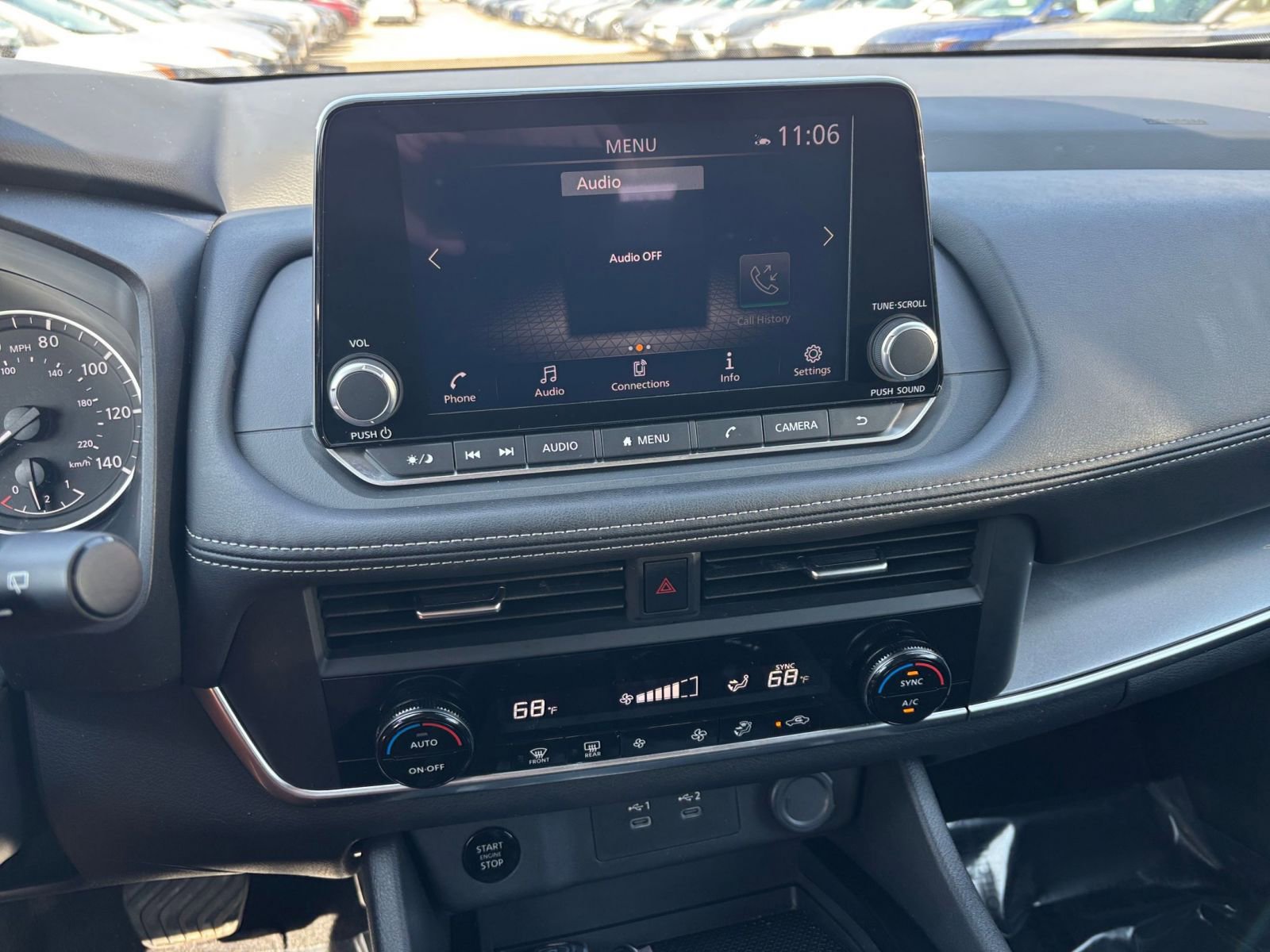Used 2025 Nissan Rogue SV FWD image 17