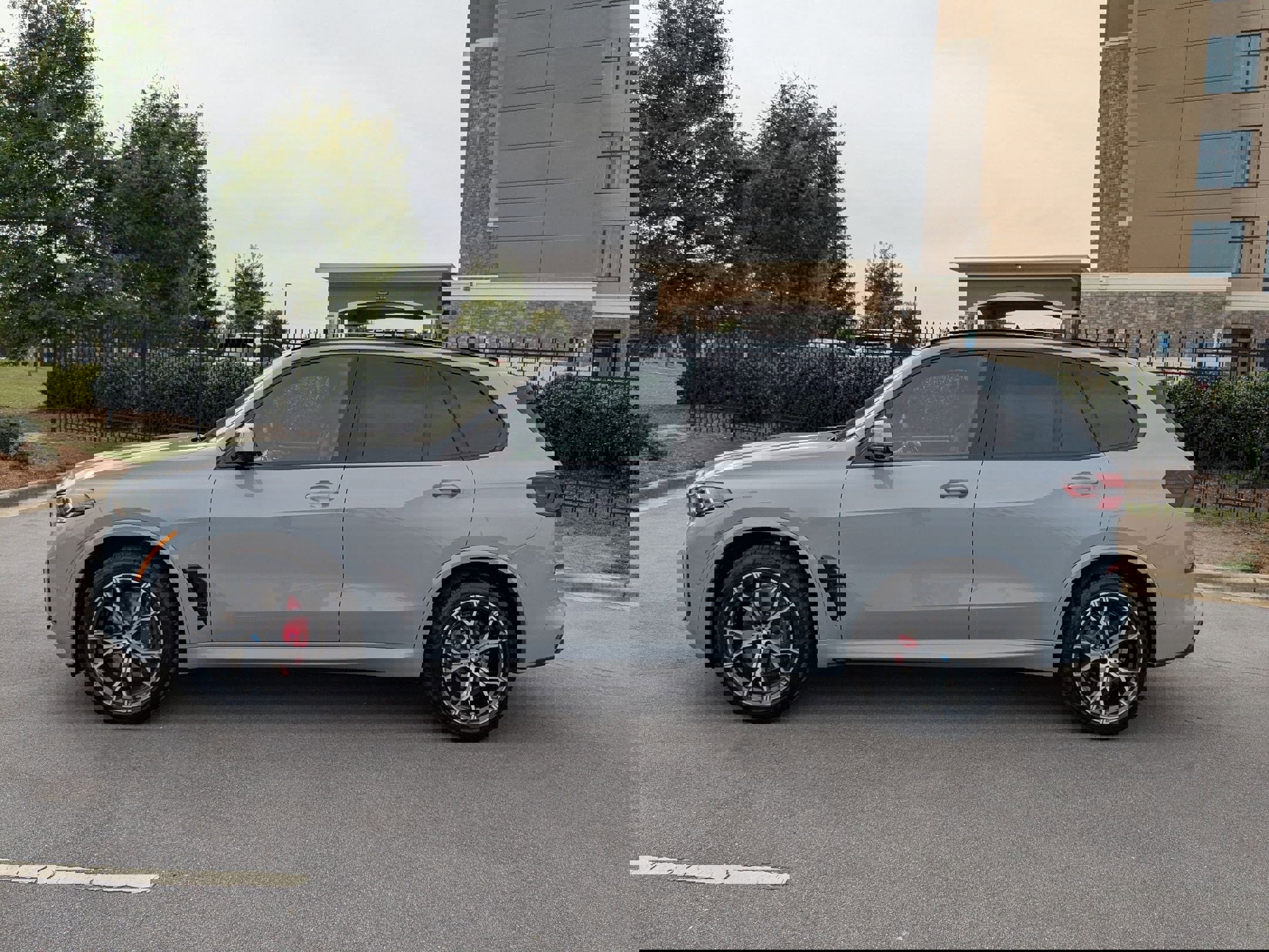 New 2026 BMW X5 xDrive40i w/ M Sport Package image 6
