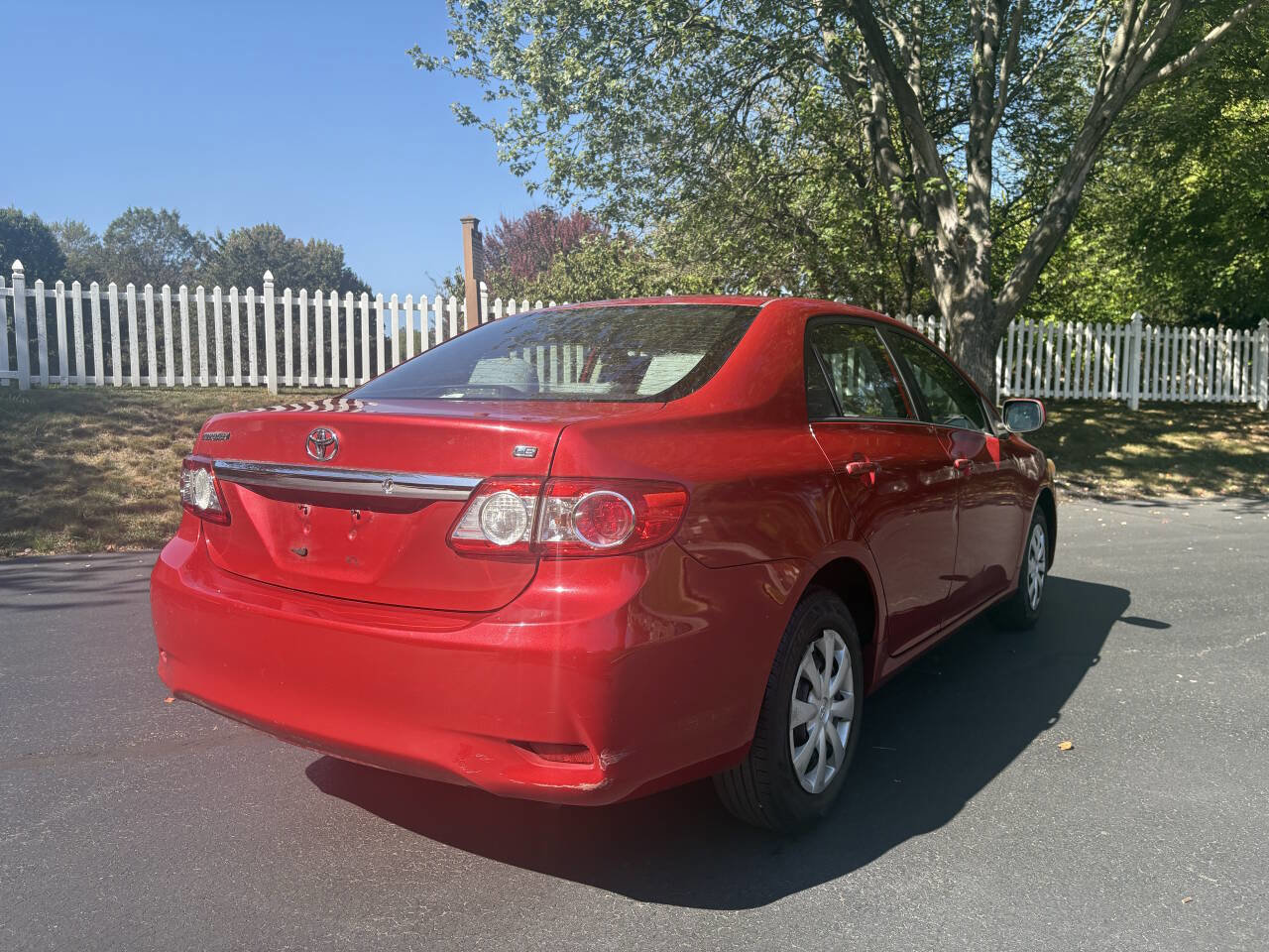 Used 2011 Toyota Corolla LE image 10