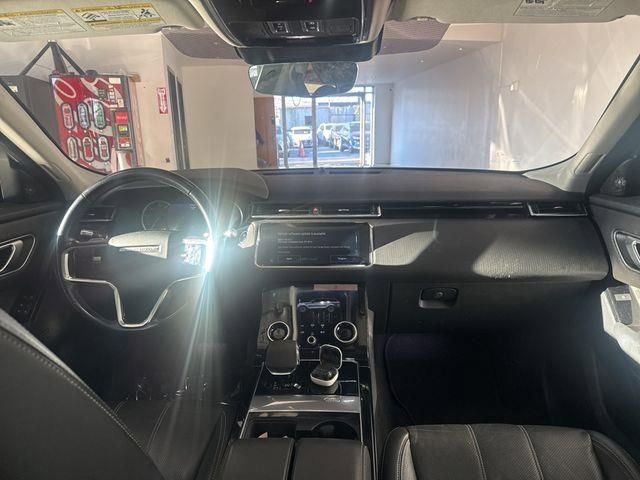 Used 2021 Land Rover Range Rover Velar S AWD/4WD image 19