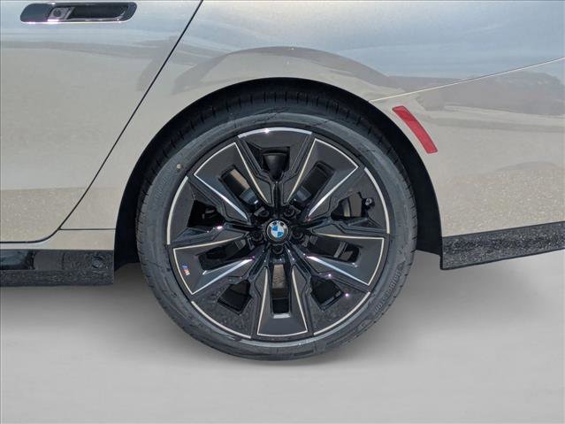 New 2026 BMW 740i RWD image 9