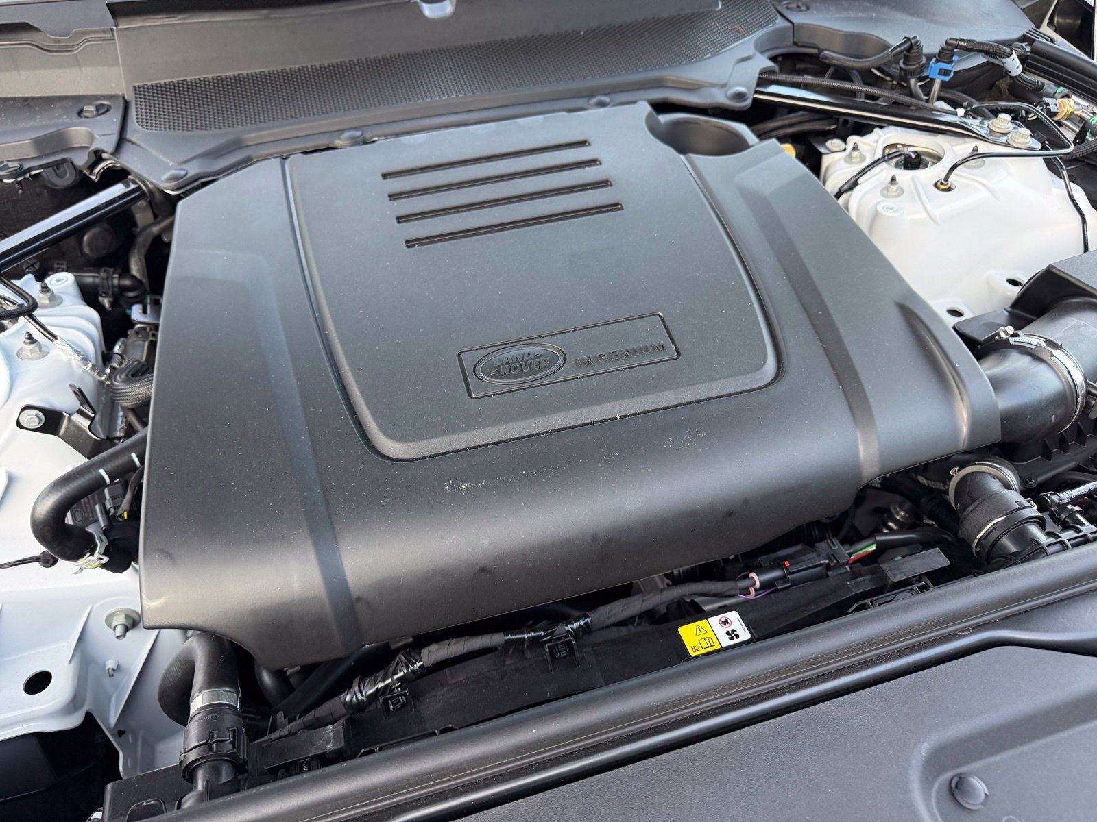 New 2026 Land Rover Discovery S AWD/4WD image 46