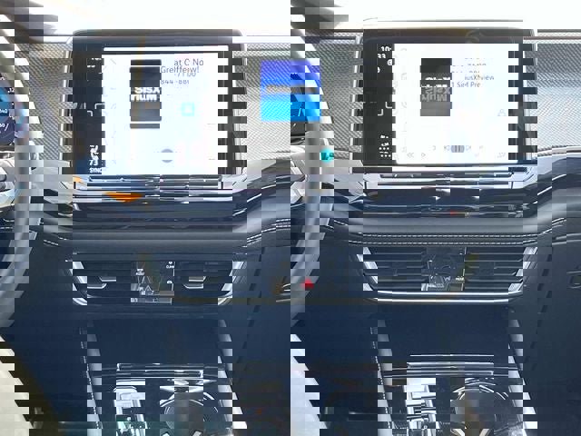 Used 2024 Volkswagen Atlas Cross Sport SEL R-Line image 15