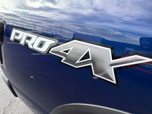 Used 2023 Nissan Titan PRO-4X AWD/4WD image 10