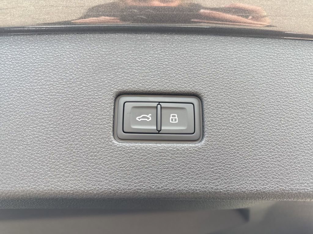 New 2026 Audi Q8 Premium Plus image 29