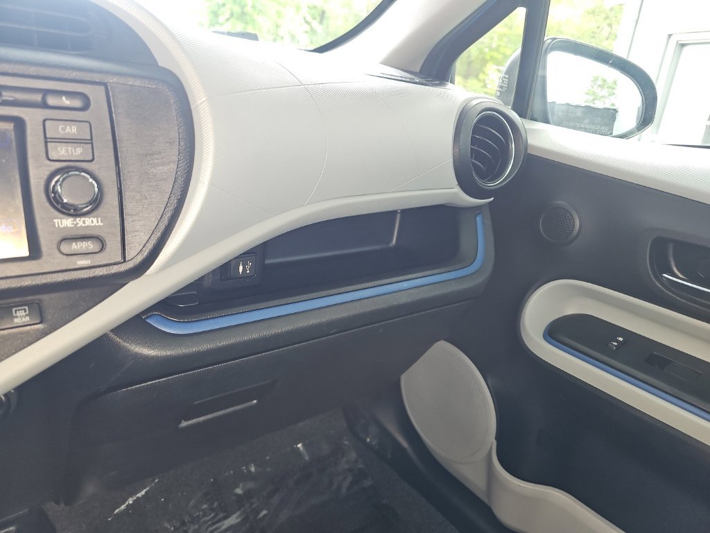 Used 2012 Toyota Prius C Three FWD image 23