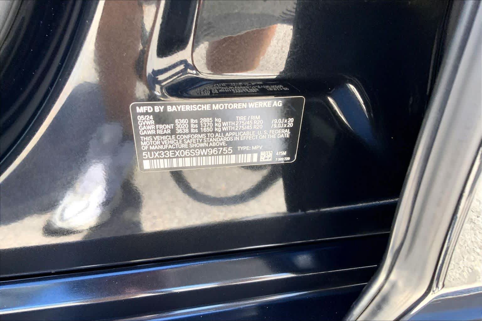 Used 2025 BMW X6 xDrive40i w/ Climate Comfort Package AWD/4WD image 69