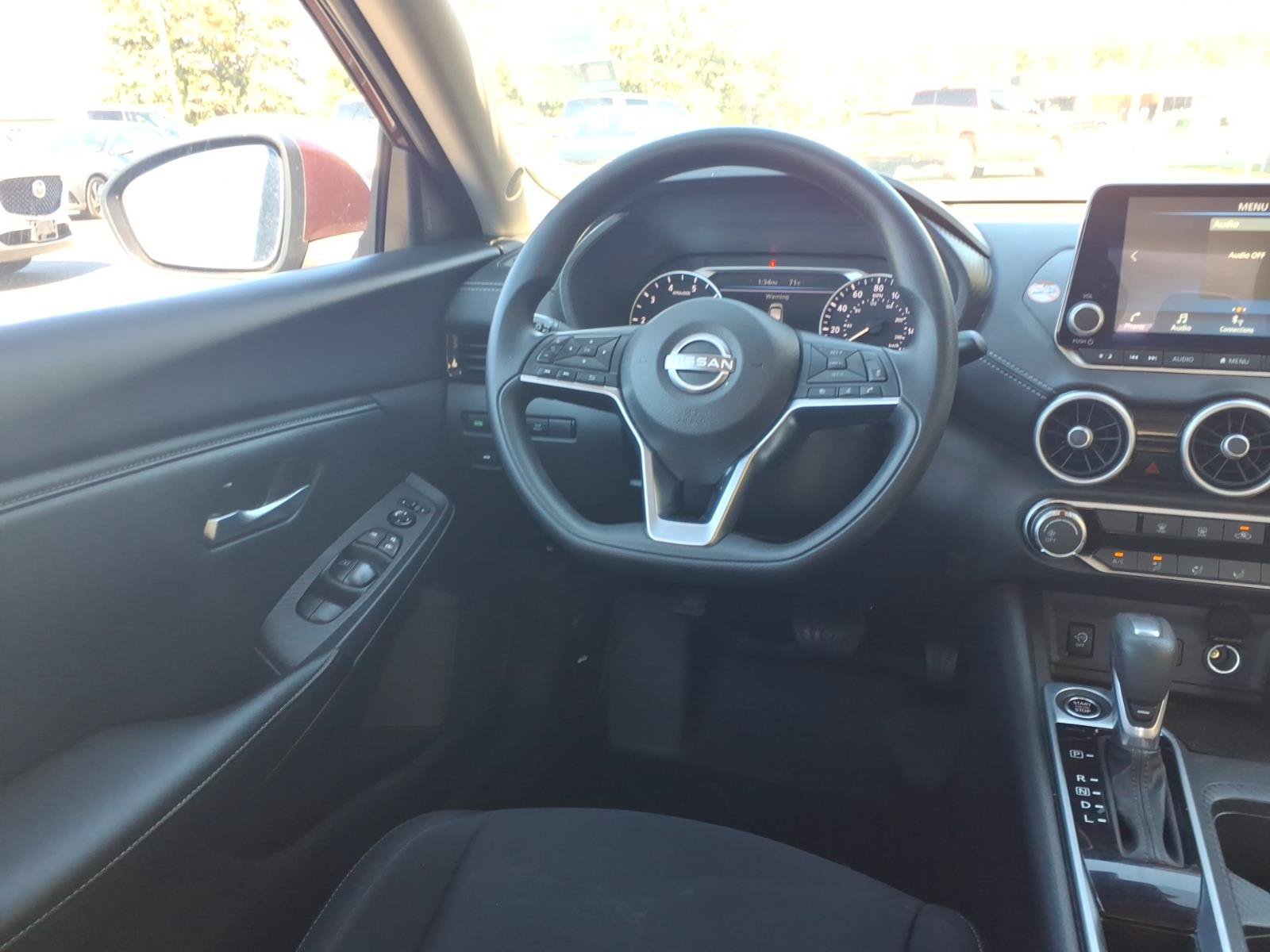Used 2025 Nissan Sentra SV FWD image 13