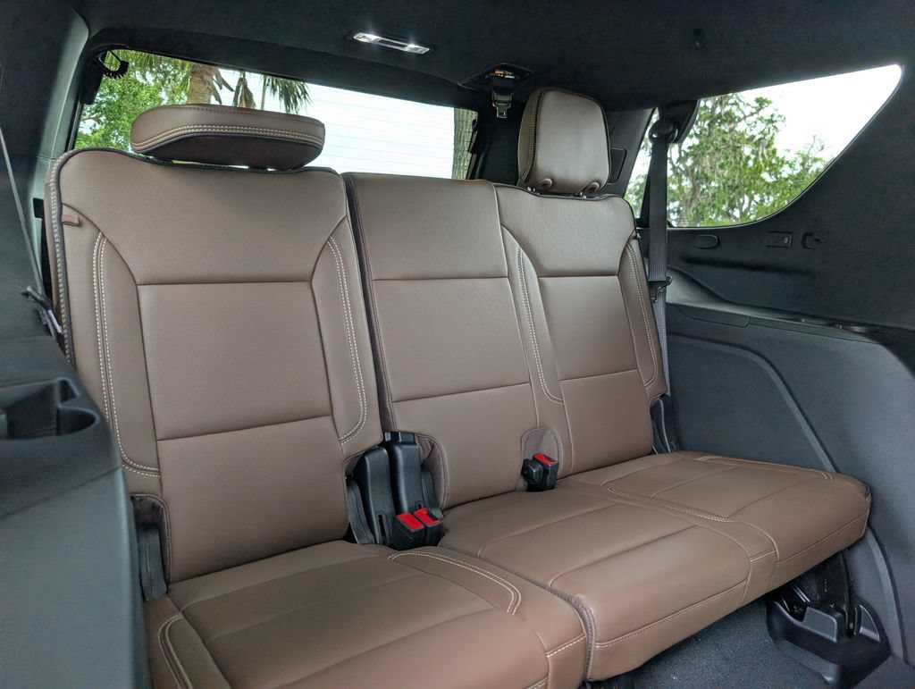 New 2026 Chevrolet Tahoe High Country AWD/4WD image 17