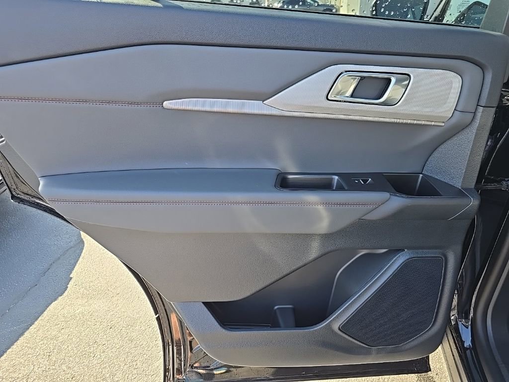 New 2026 Ford Explorer Active w/ Active Comfort Package image 37