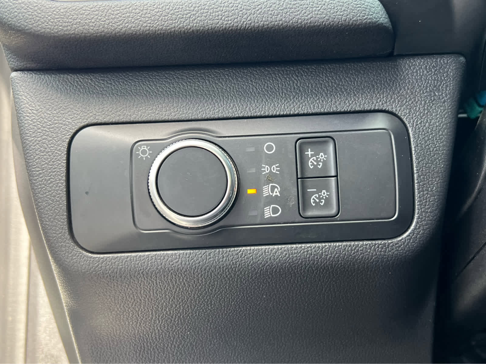 Used 2021 Ford Escape SE w/ Cold Weather Package image 31