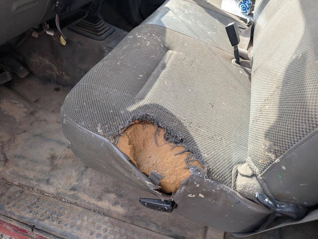 Used 2005 Ford F450 2WD Regular Cab Super Duty image 33