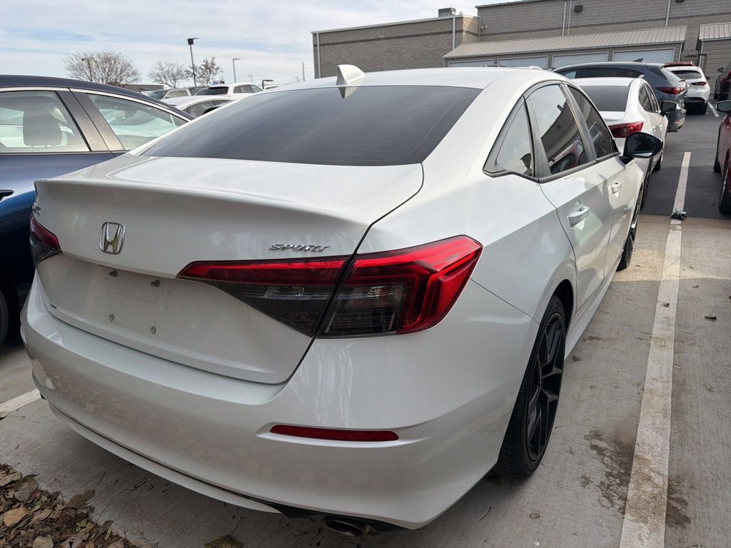 Used 2022 Honda Civic Sport image 3