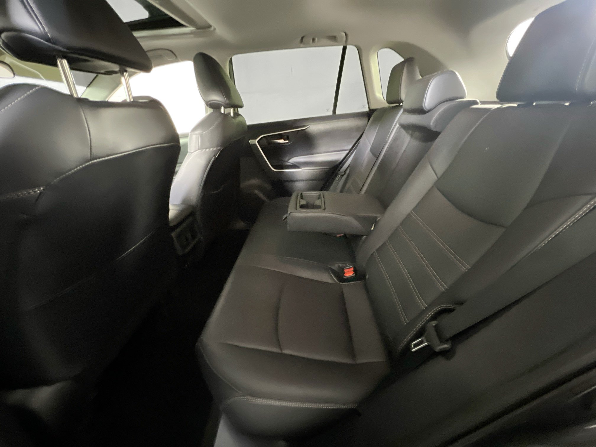 Used 2019 Toyota RAV4 XLE Premium w/ Cold Weather Package AWD/4WD image 24