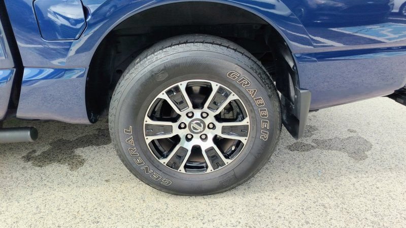 Used 2021 Nissan Titan SV w/ SV Convenience Package RWD image 22