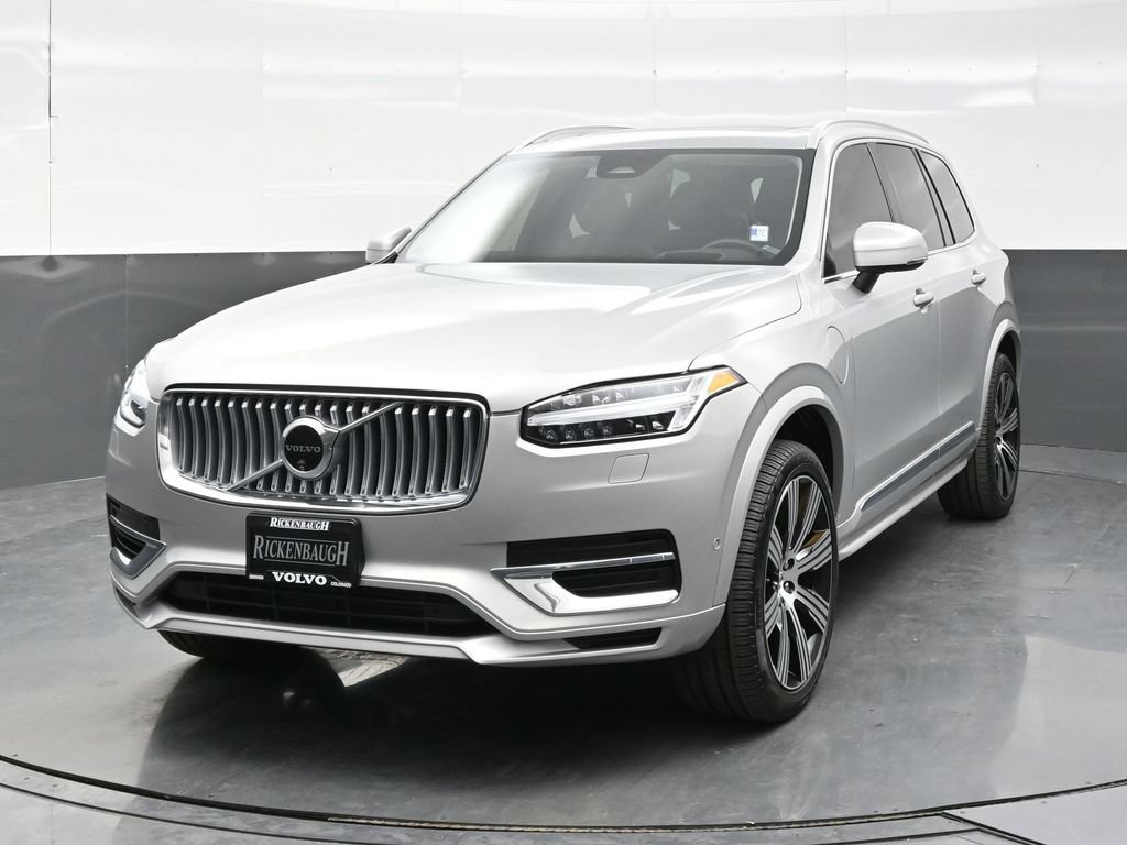 Used 2025 Volvo XC90 T8 Ultra w/ Protection Package Premier AWD/4WD image 2