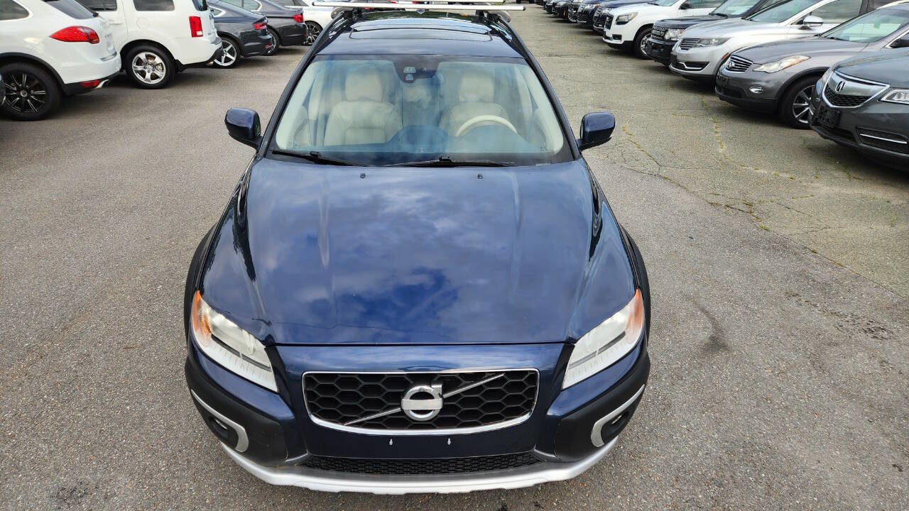 Used 2014 Volvo XC70 T6 image 3