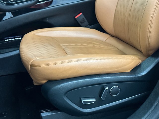 Used 2022 Lincoln Nautilus Black Label w/ Class II Trailer Tow Package image 17