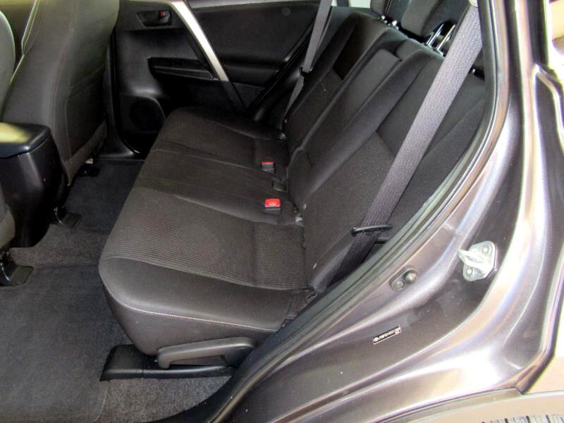 Used 2013 Toyota RAV4 XLE image 36