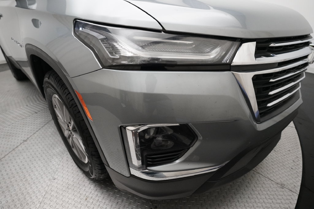 Used 2023 Chevrolet Traverse LT w/ LPO, Floor Liner Package AWD/4WD image 23