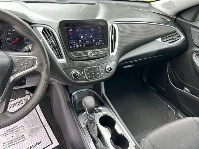 Used 2023 Chevrolet Malibu LT w/ Driver Confidence Package FWD image 19