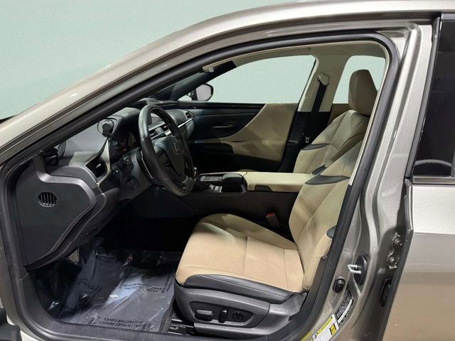 Certified 2021 Lexus ES 300h w/ Premium Package FWD image 25